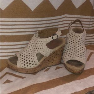 Jellypop cream wedges size 7.5